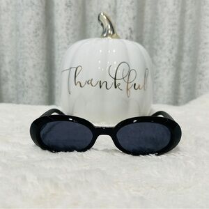 Le Specs women’s work it sunglasses in black